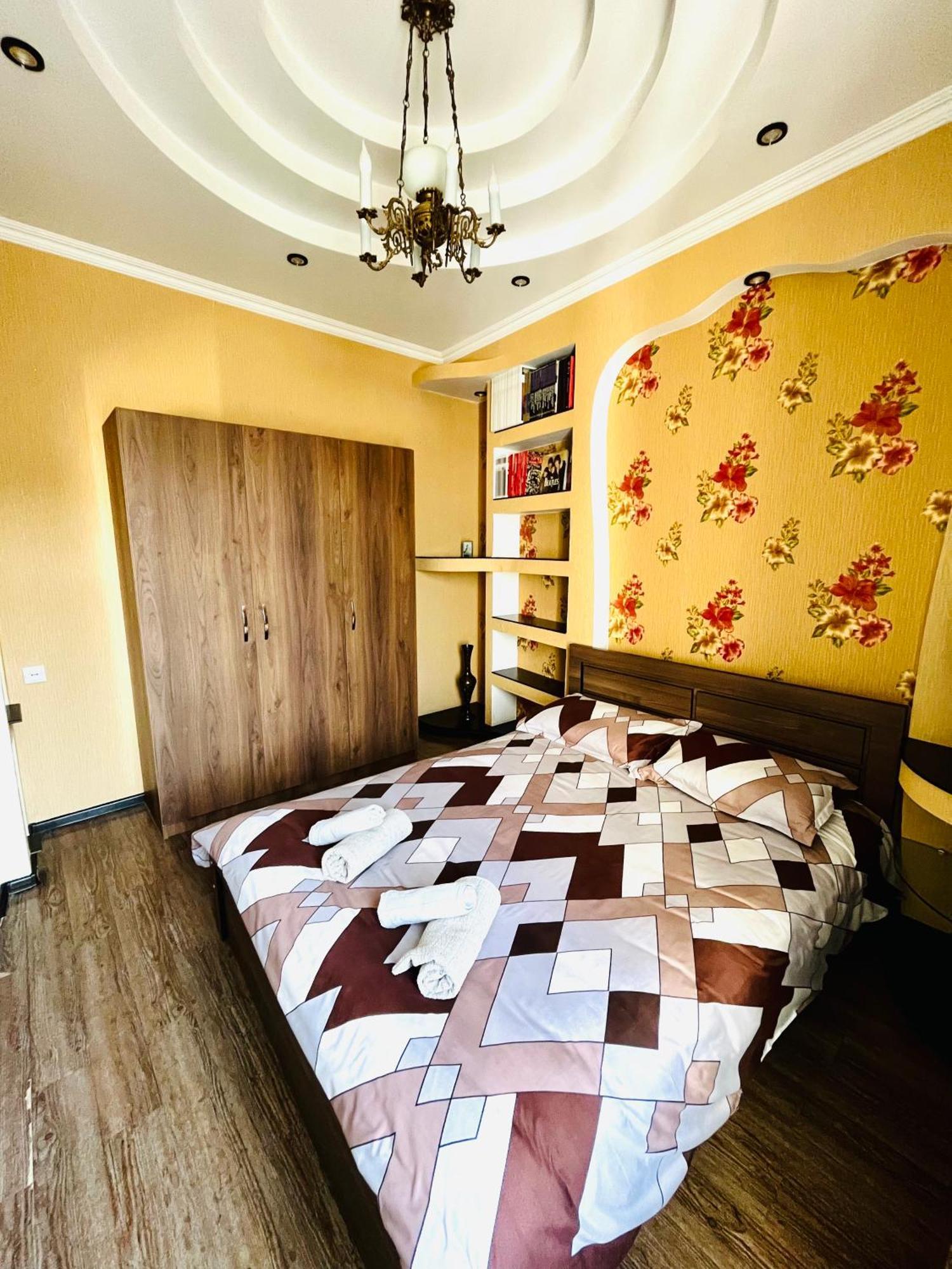 Jeji'S Apartment Tbilisi ภายนอก รูปภาพ